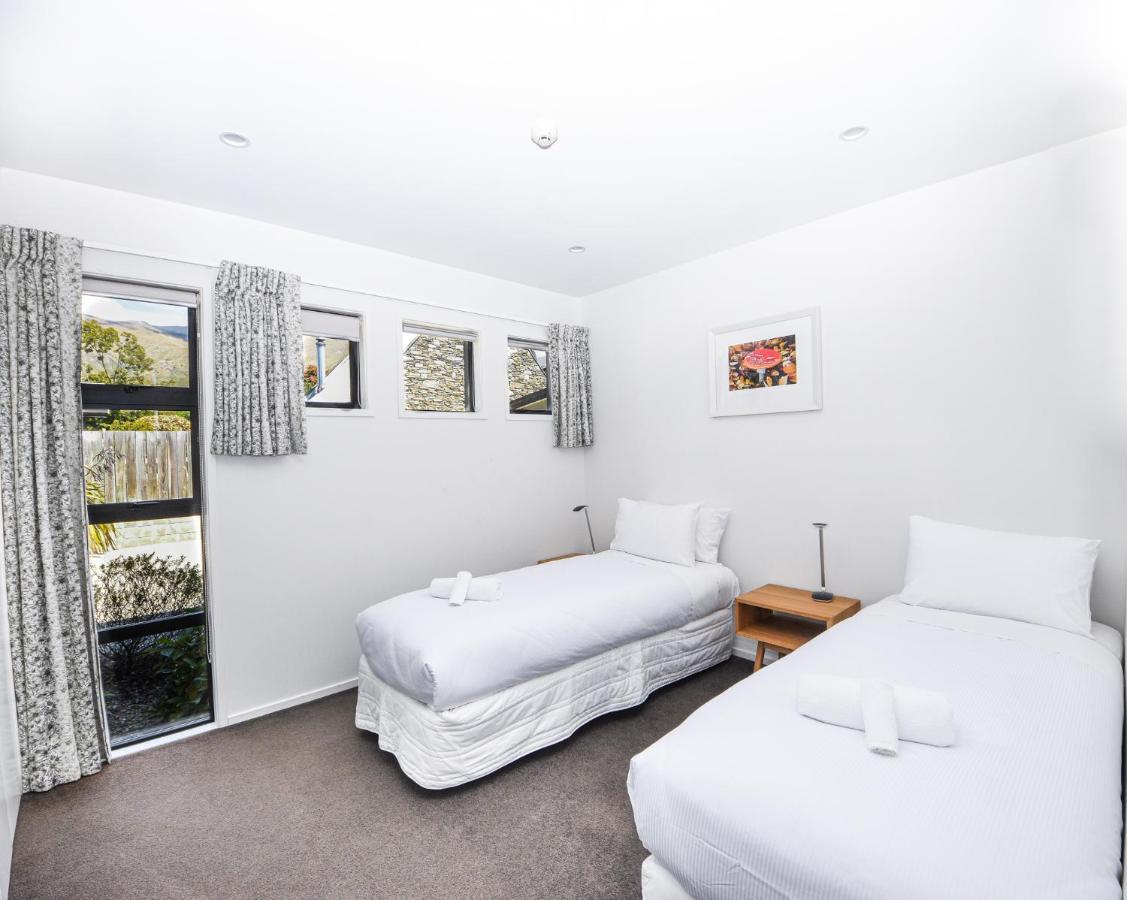 Tenby Apartments Wanaka Zewnętrze zdjęcie